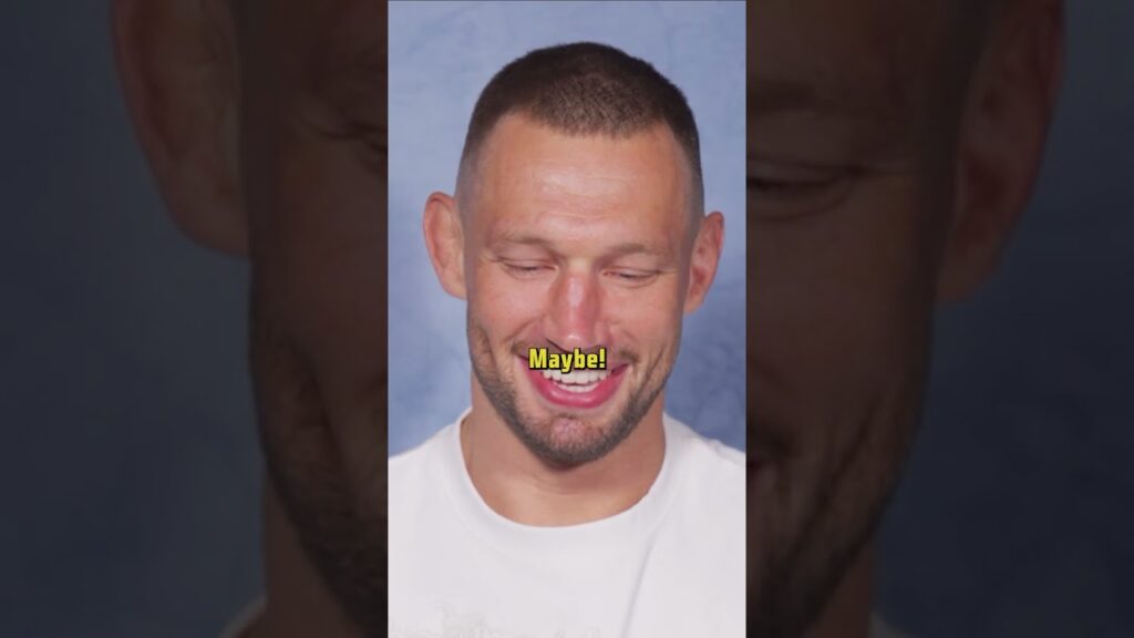 Reinier De Ridder reads funny comments π€£ #ufcabudhabi