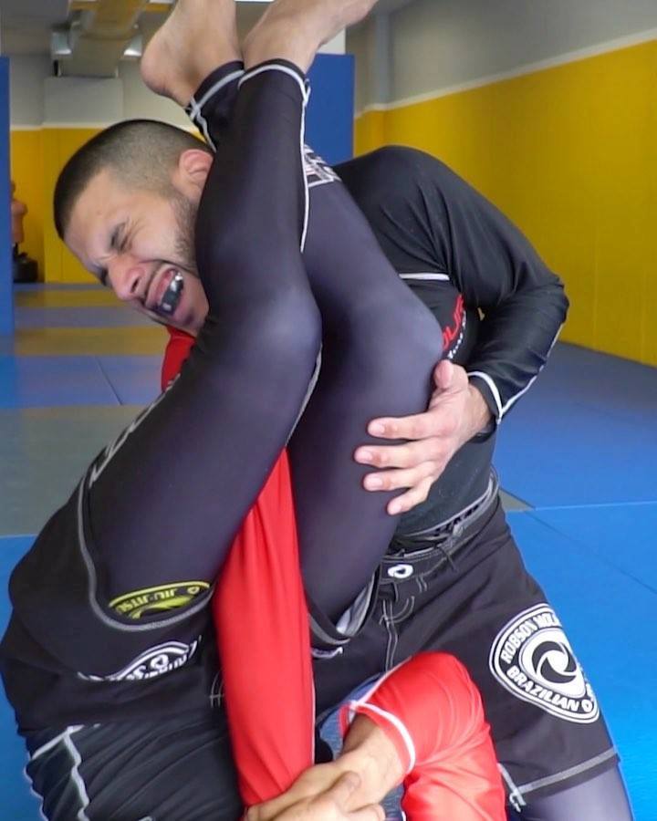 #Repost Ze Cobra 
 ・・・
 A recap from this mornings class. TAG A DRILLING PARTNER!...