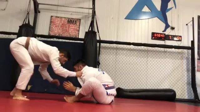 #Repost from @tomeralroy with
  ... 
 Passing drills from sit up guard Part...