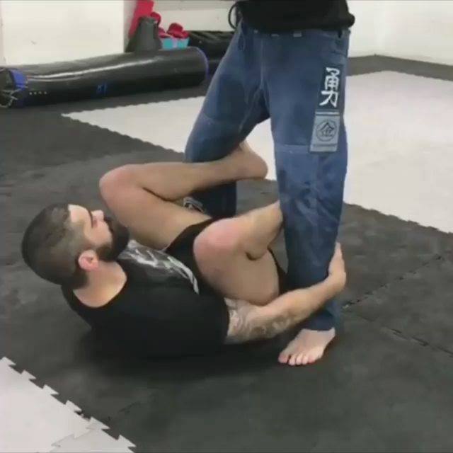 Repost from @abelbjj  ...  Single Leg X Sweep Attempt to X Guard ending with Out...