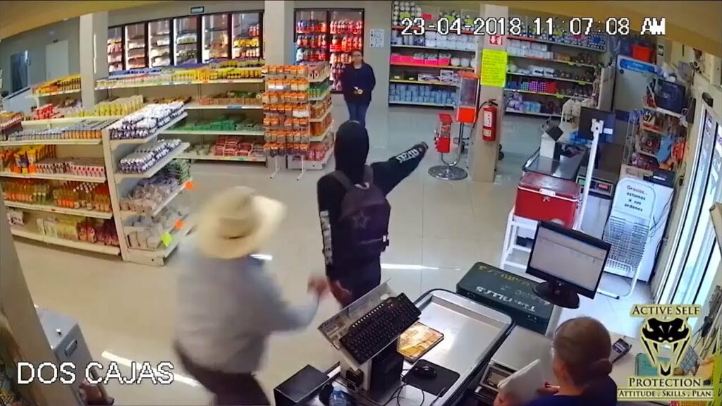 Robber Overwhelmed by Prepared Defender | Active Self Protection