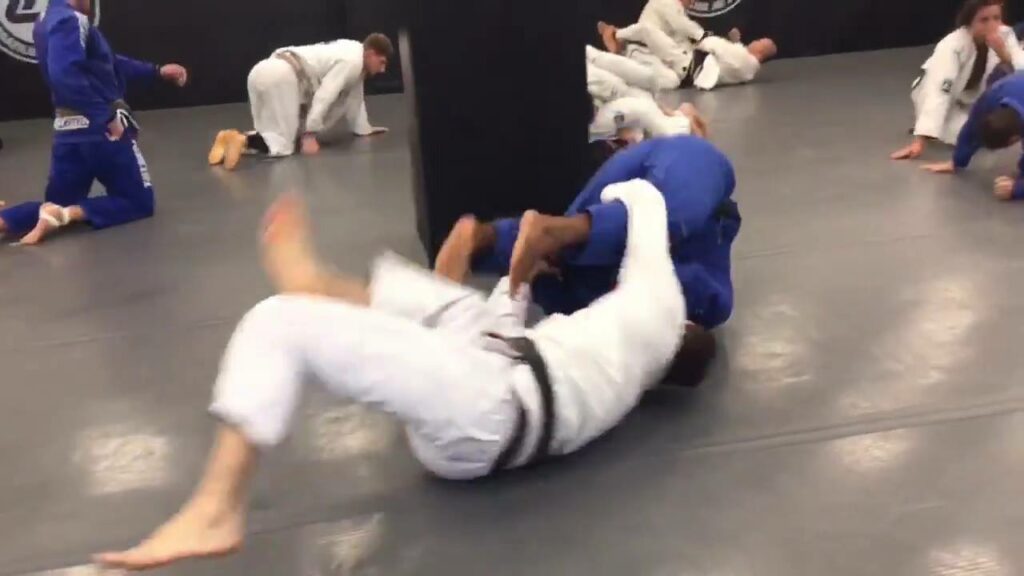 Roger Gracie Roll