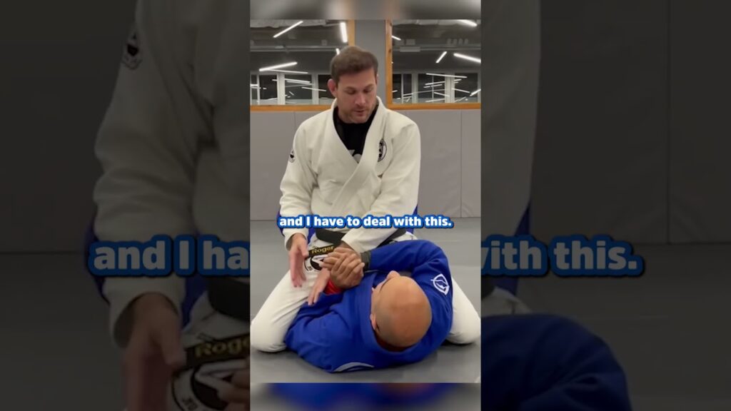 Roger Gracie: The Mount Mistake That Gets You Swept  #bjj #bjjlesson #bernardofaria