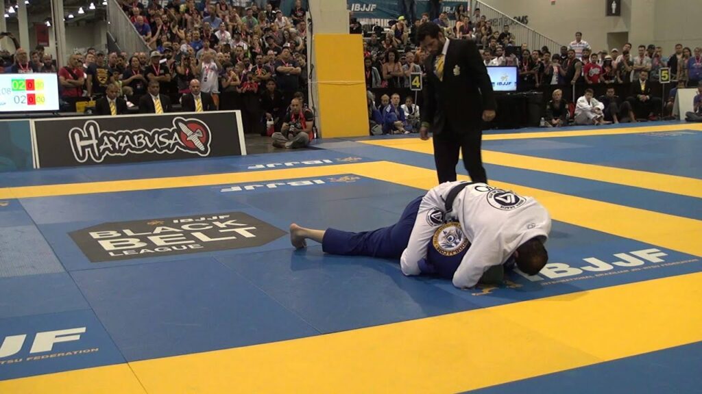 Roger Gracie vs Rodrigo Comprido, 2015 IBJJF Black Belt League Super Fight