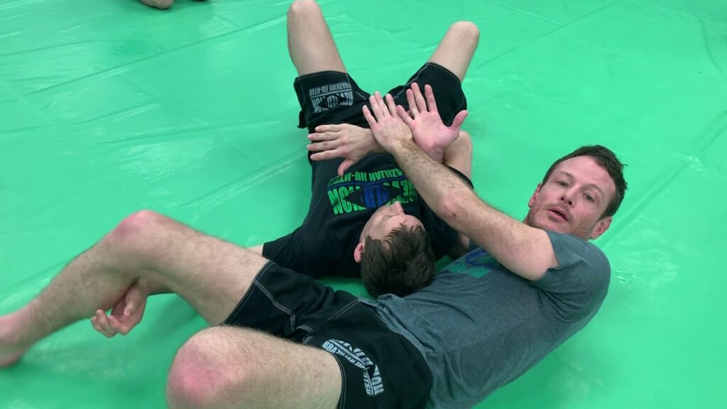 Rolling Kimura Guard Pass