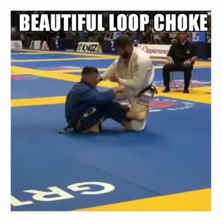 Rolling loop choke by Luca Anacoreta/ BJJMode. How To Do The Savage Roling Loop C...