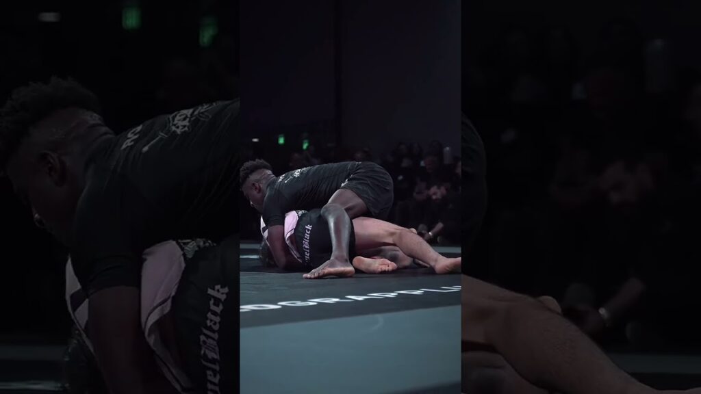 Ronaldo Junior putting on a show at WNO 26 @FloGrappling #shorts #jiujitsu #bjj