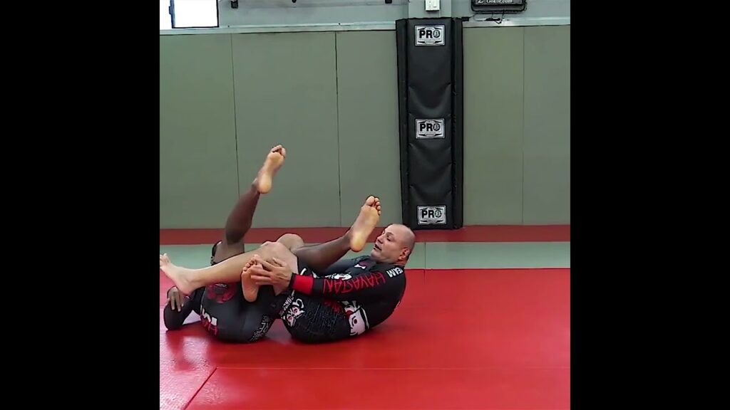 STRAIGHT KNEEBAR from STANDING