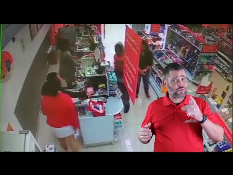 Security Guard Bluffs Robber And Gets Away With It