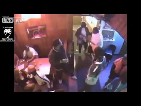 Security Guard Perfectly Disarms Gunman