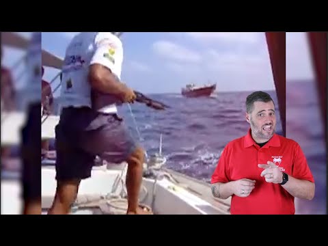 Shotgun Proves Effective In Warding Off Pirates On The Open Sea