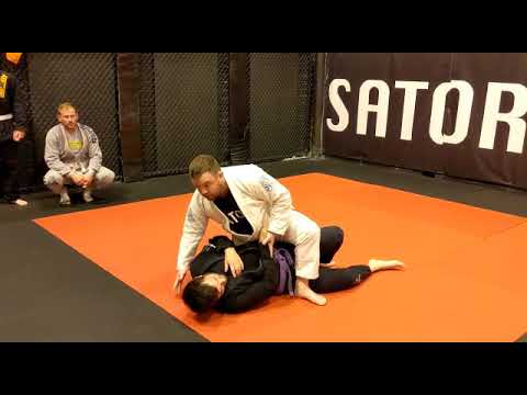 Shutting Down The Knee Elbow Escape From Mount