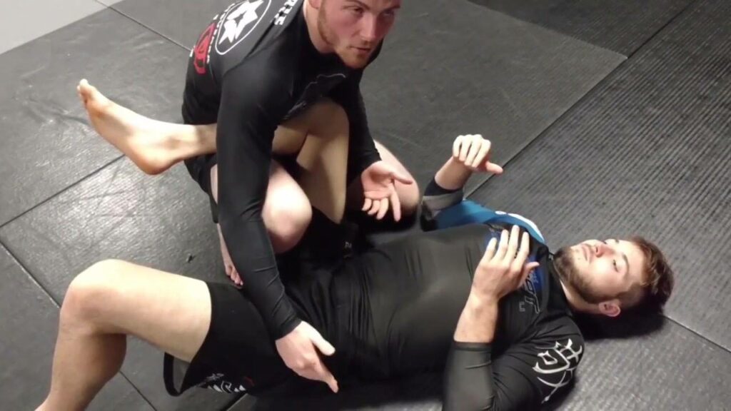 Side Control to 411/Honeyhole/Inside Sankaku by Grappling Central