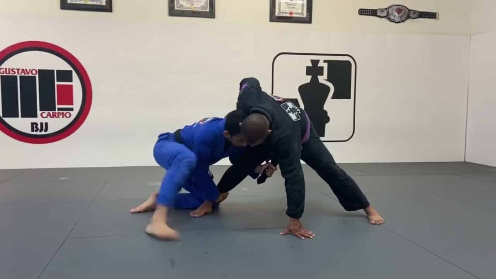 Sit Up Guard to Ankle Pick