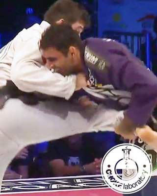 Some back and forth between Lo and Lepri. 
 .
 .
 .
 Tag a training partner ⁣
 .
...