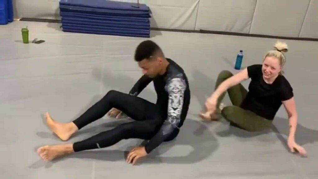 Some nice attack from the back! What do you think? . credit: @3jfainc