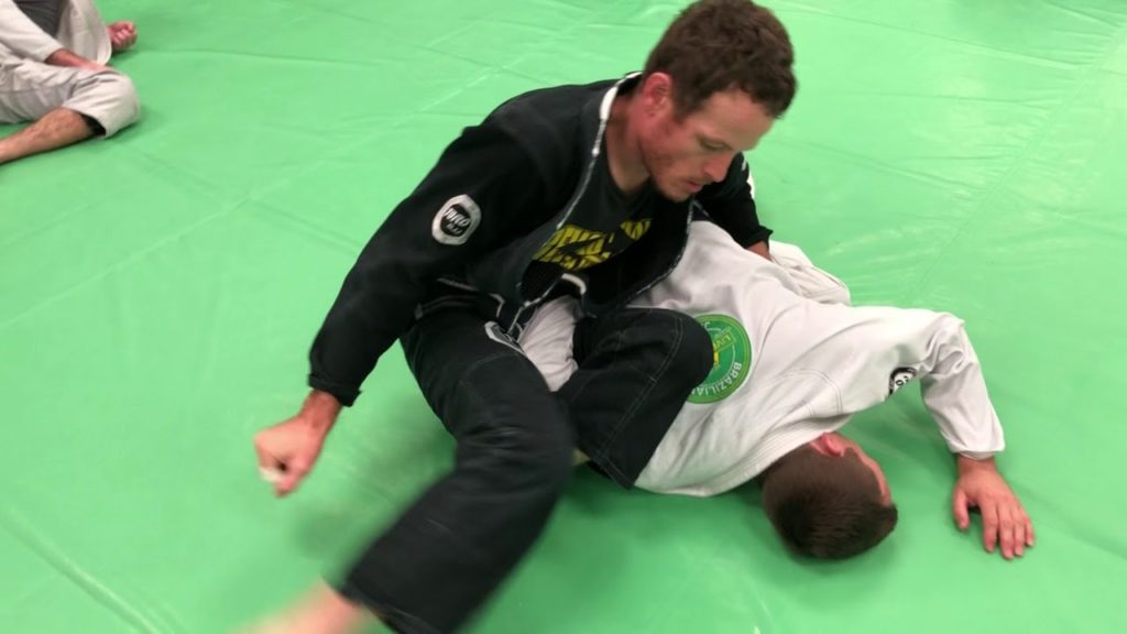 Spider Guard: Sweep to Omoplata Set Up