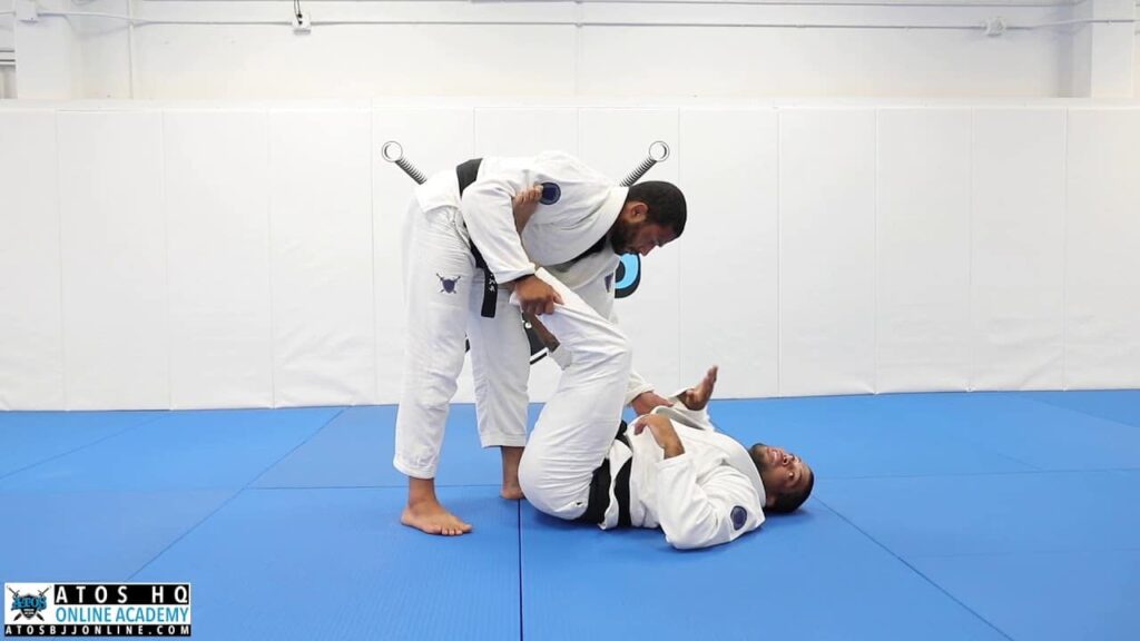 Spider guard lasso control to omoplata - Andre Galvao