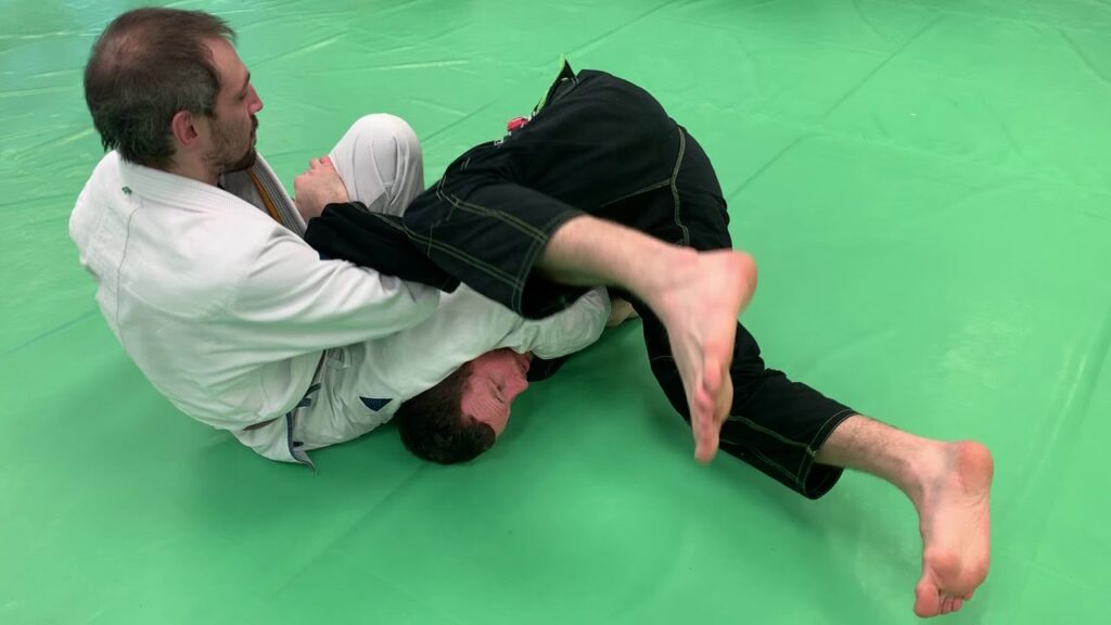 Spinning Armbar Escape from Knee on Stomach 2 - the Leg Grab Variation