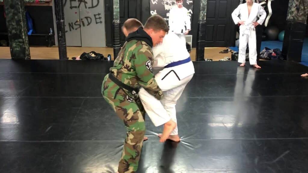 Standing D’Arce Choke - ZombieProofBJJ (NoGi)