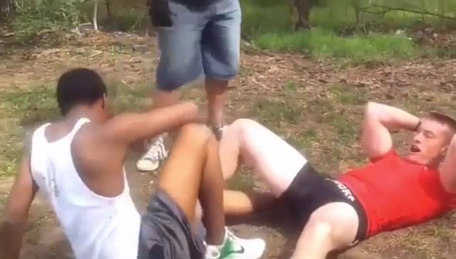 Streer Leglock Battle