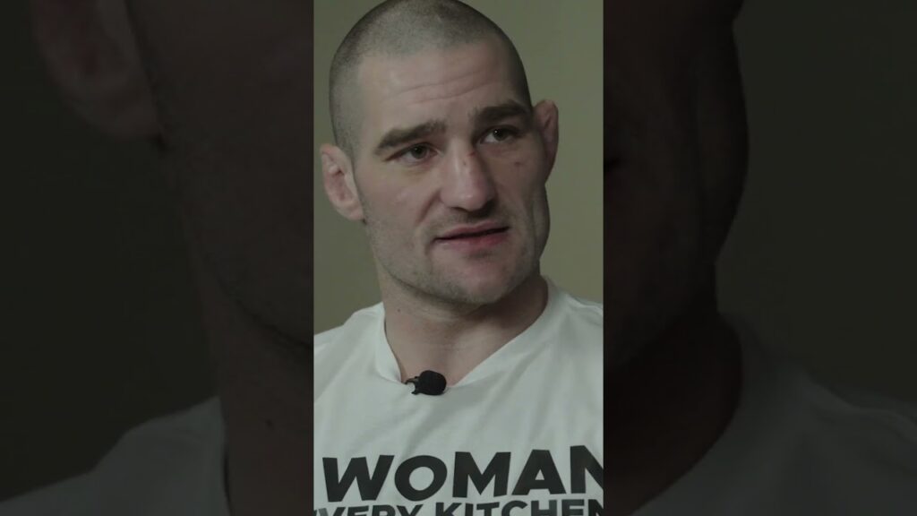 Strickland sees Du Plessis as a tougher fight than Adesanya