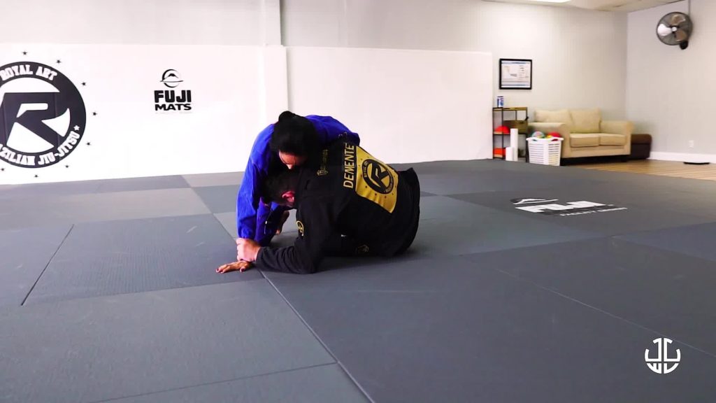 ? Swipe from Guard | Royal Art BJJ ?