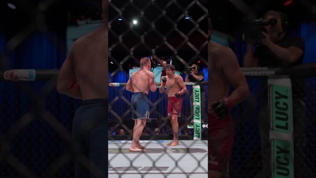 THE GREATEST FIGHT OF ALL TIME π³ #dwcs9