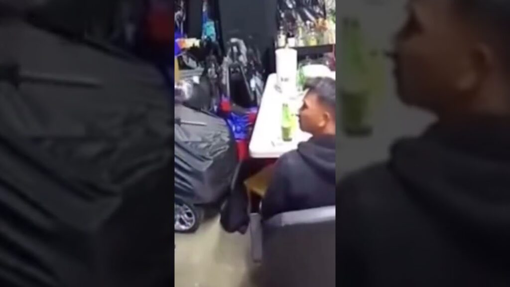 Tacoma Trio Puts Beat Down on Two Armed Robbers #shorts