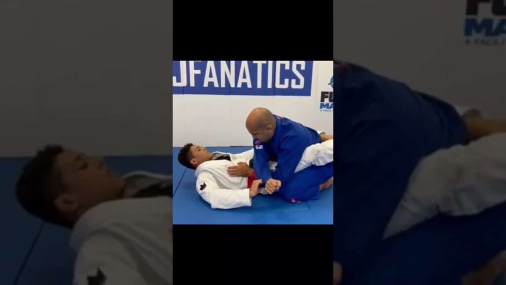 Take the back as MICA GALVAO