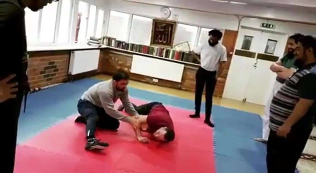 Terrorize your opponent on the mat, not outside of it  . credit: @lyubokumbarov