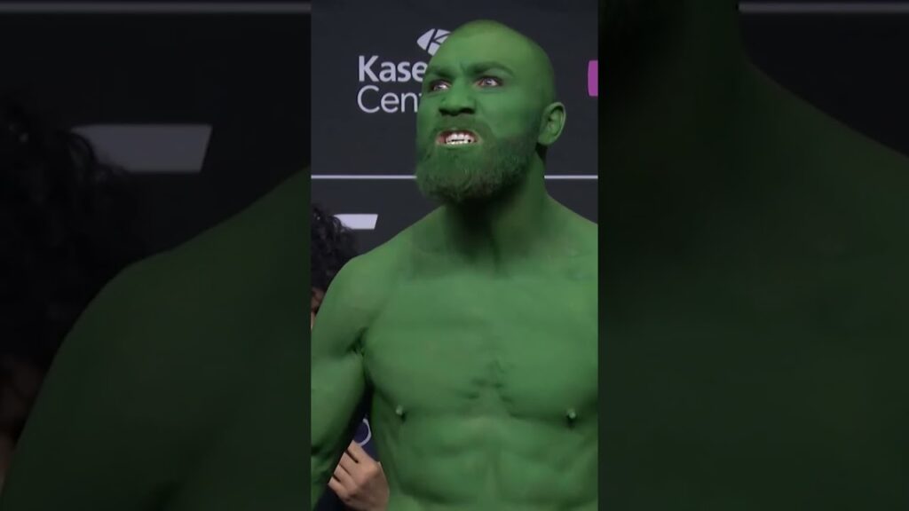The Hulk is SO back 😤 #UFC299