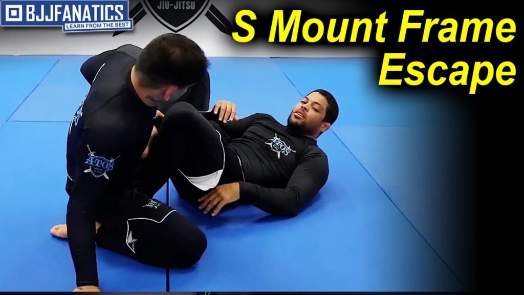 The  S  Mount Frame Escape by Andre Galvao