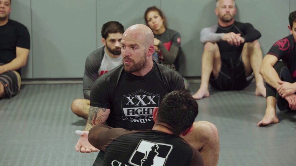 The most powerful tool in (nogi) guard passing + the smelly armpit concept