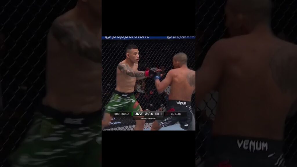 This knock down 👀 #ufcmexico