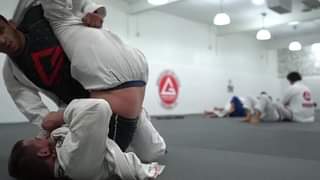 Toe Grip Lapela Escape by @drunk3nph15h