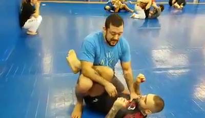 Tom DeBlass - knee shield in z guard/half guard pass