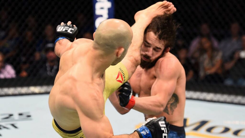 Top Finishes From UFC 266 Fighters