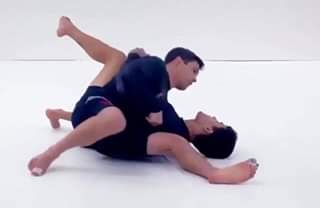 Transition from Takedown to Guard Pass by @jacobflores78