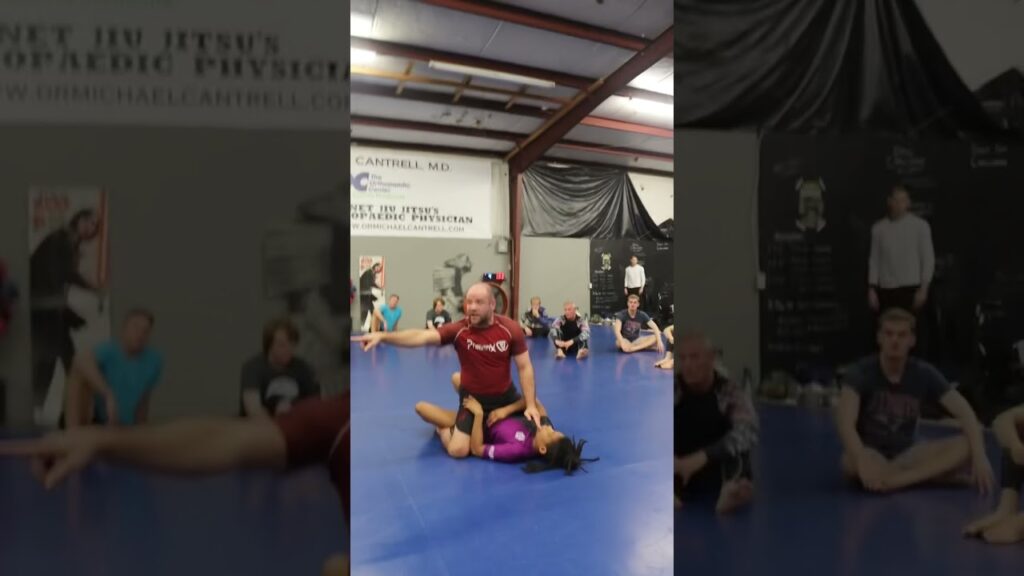 Trap your opponent with head position #shorts