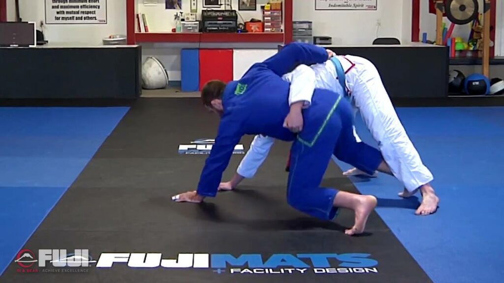 Triangle choke from Single Leg Sweep