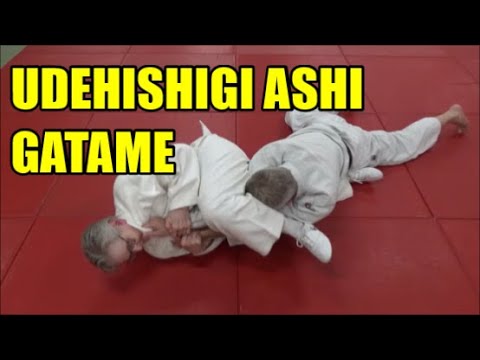 UDEHISHIGI ASHI GATAME  Straight Armlock Using Your Leg