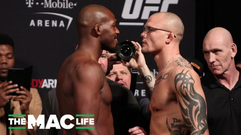 UFC 235 Ceremonial Weigh-Ins: Jon Jones vs. Anthony Smith Staredown