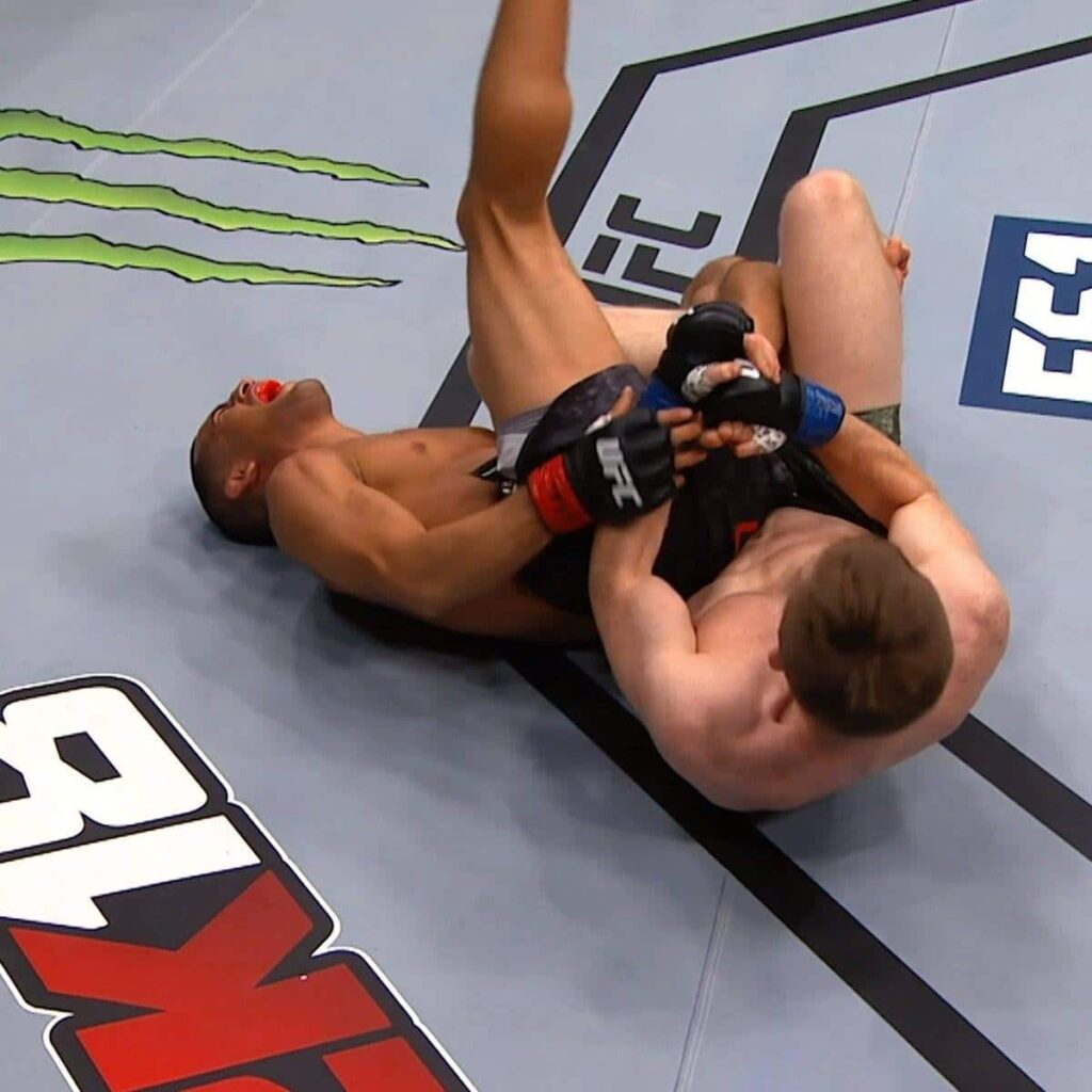 UFC Top 5: Crazy Submissions
