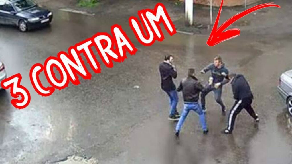UM BOXEADOR CONTRA TRES CARAS FOLGADOS NA RUA