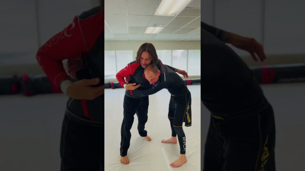 Under-hooks Grappling chain