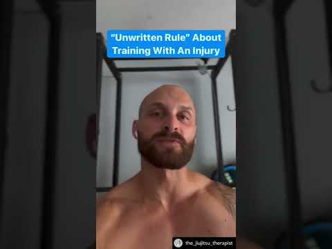 “Unwritten Rule” About Training With An Injury #shorts