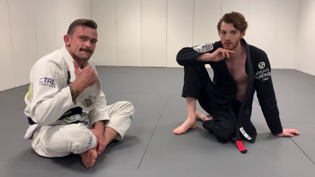 Using the Belt Grip in Guard (Andris Brunovskis Worm Guard Master)