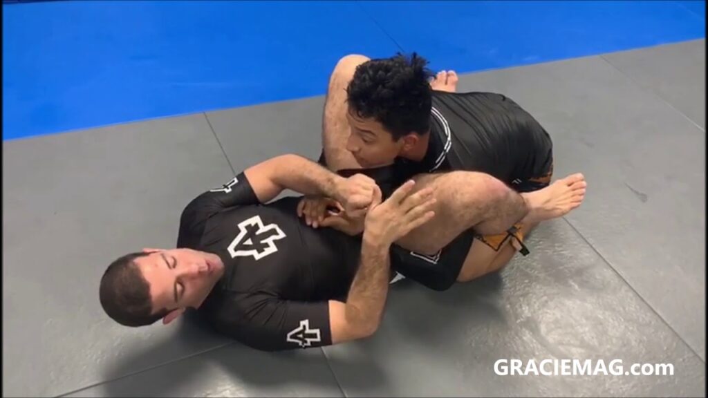 Vídeo: Augusto Tanquinho ensina duas finalizações sem kimono no Jiu-Jitsu