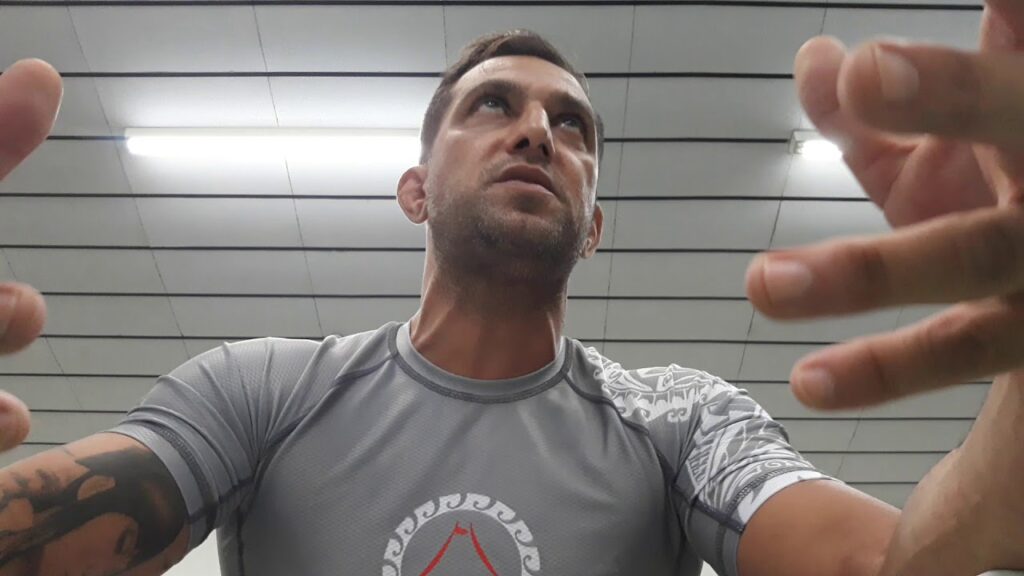 Vídeo Que Chocou Os Alunos do Feubjj - Foda Galera